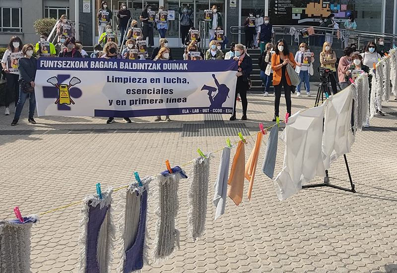Se vulneró el derecho a la huelga al personal subcontratado de limpieza del Gobierno vasco