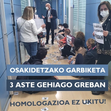 Langileak protesta egiten dute Osakidetzako bulegoetan